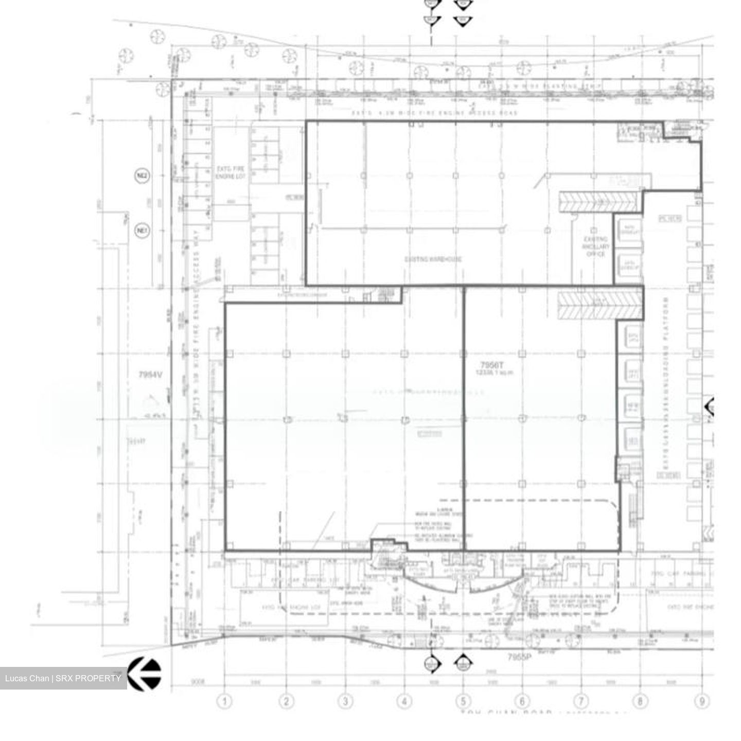 Toh Guan Road (D22), Warehouse #548696521